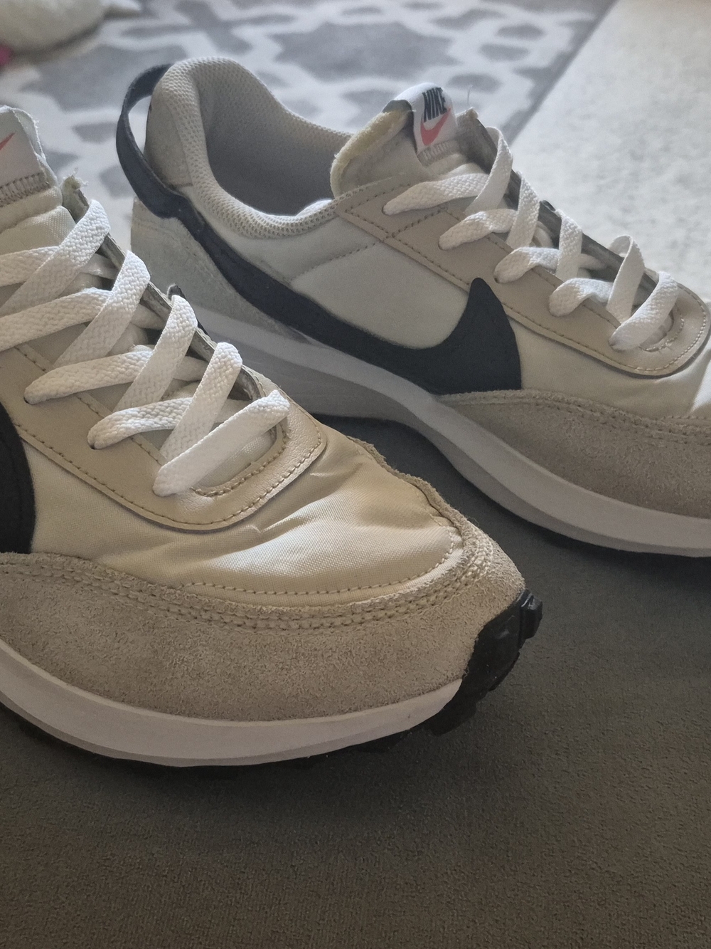 Women's Nike Waffle Debut